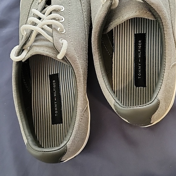 Tommy Hilfiger Grey Canvas Sneakers - Picture 5 of 7